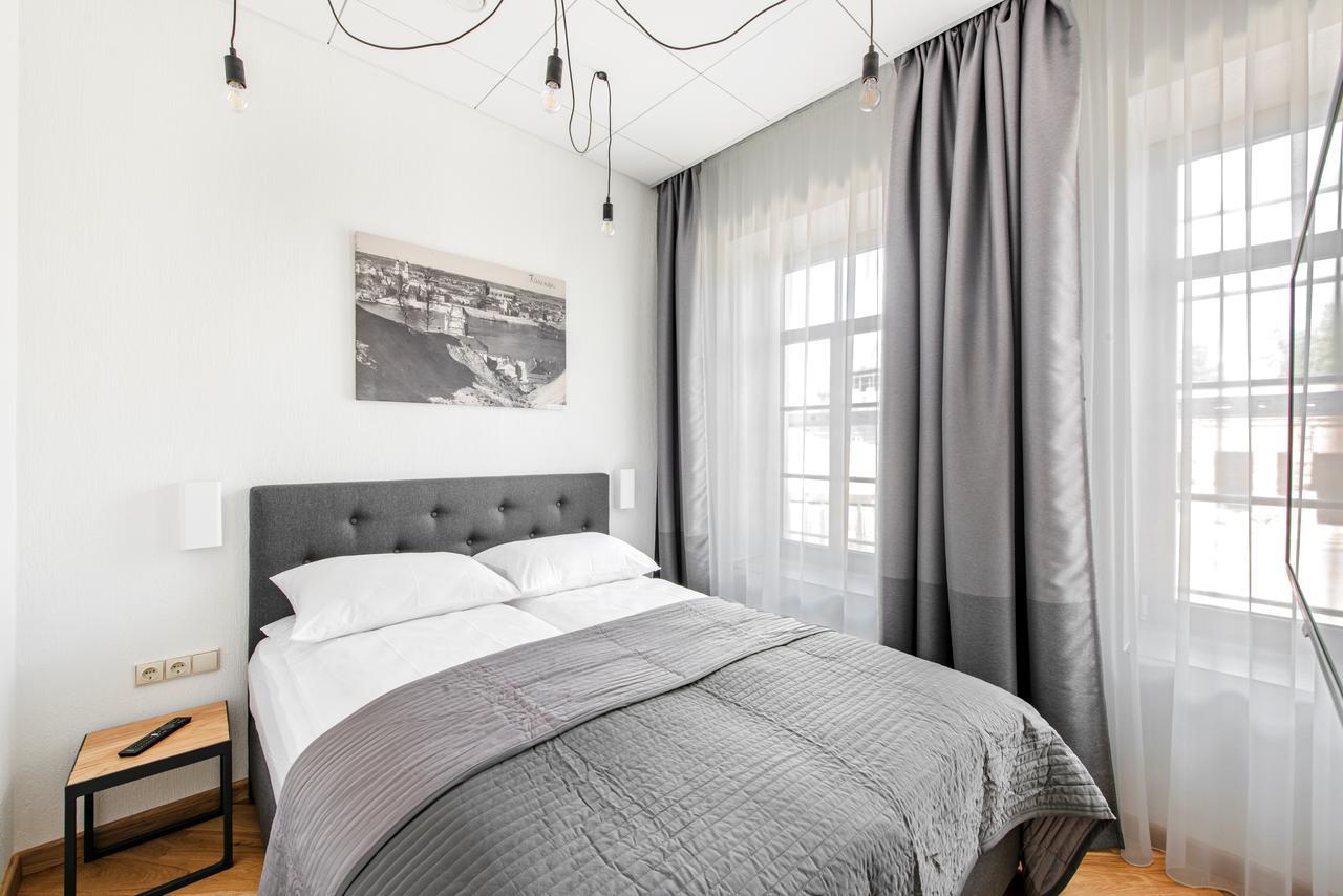 Piano Apartments Каунас Екстериор снимка