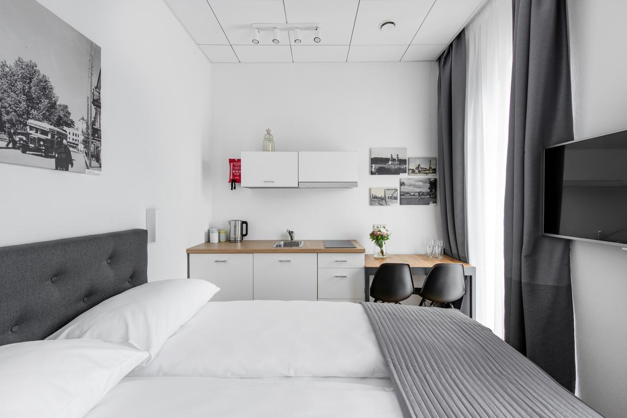 Piano Apartments Каунас Екстериор снимка