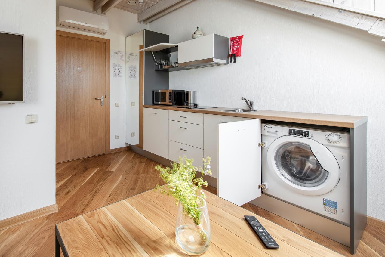 Piano Apartments Каунас Екстериор снимка